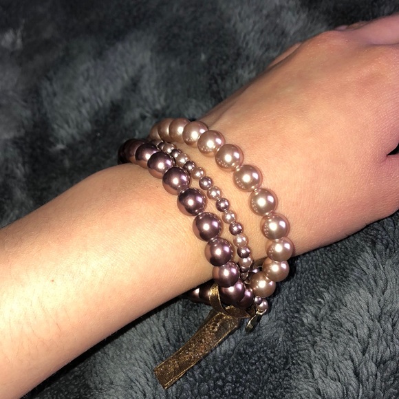 Faux Pearl Bracelets - Picture 4 of 4